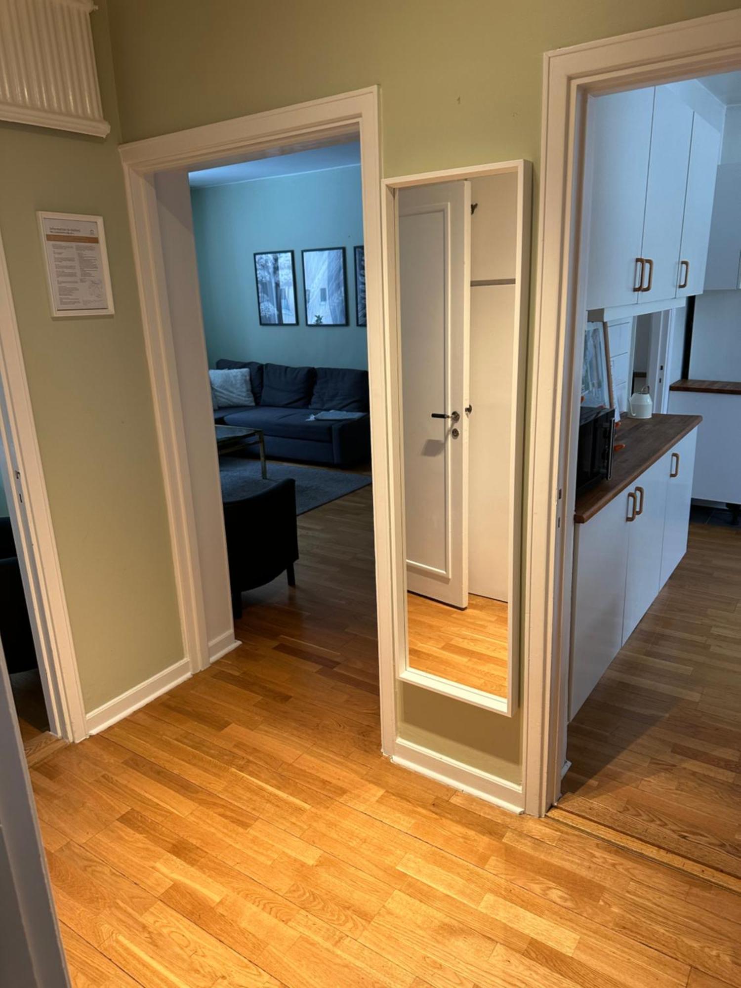 Apartmán Flatin Erbjuder Laegenheter I Soedra Stockholm Exteriér fotografie