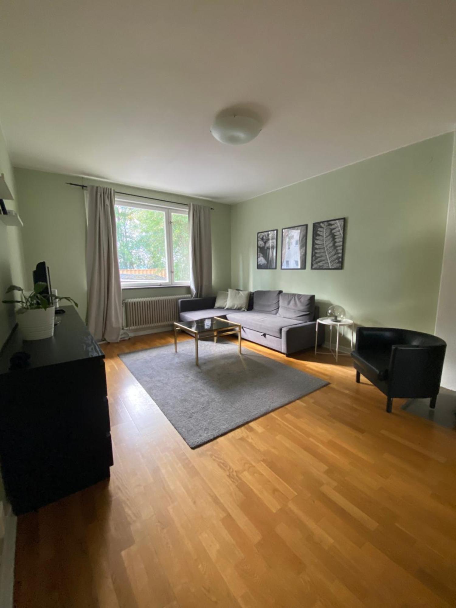 Apartmán Flatin Erbjuder Laegenheter I Soedra Stockholm Exteriér fotografie