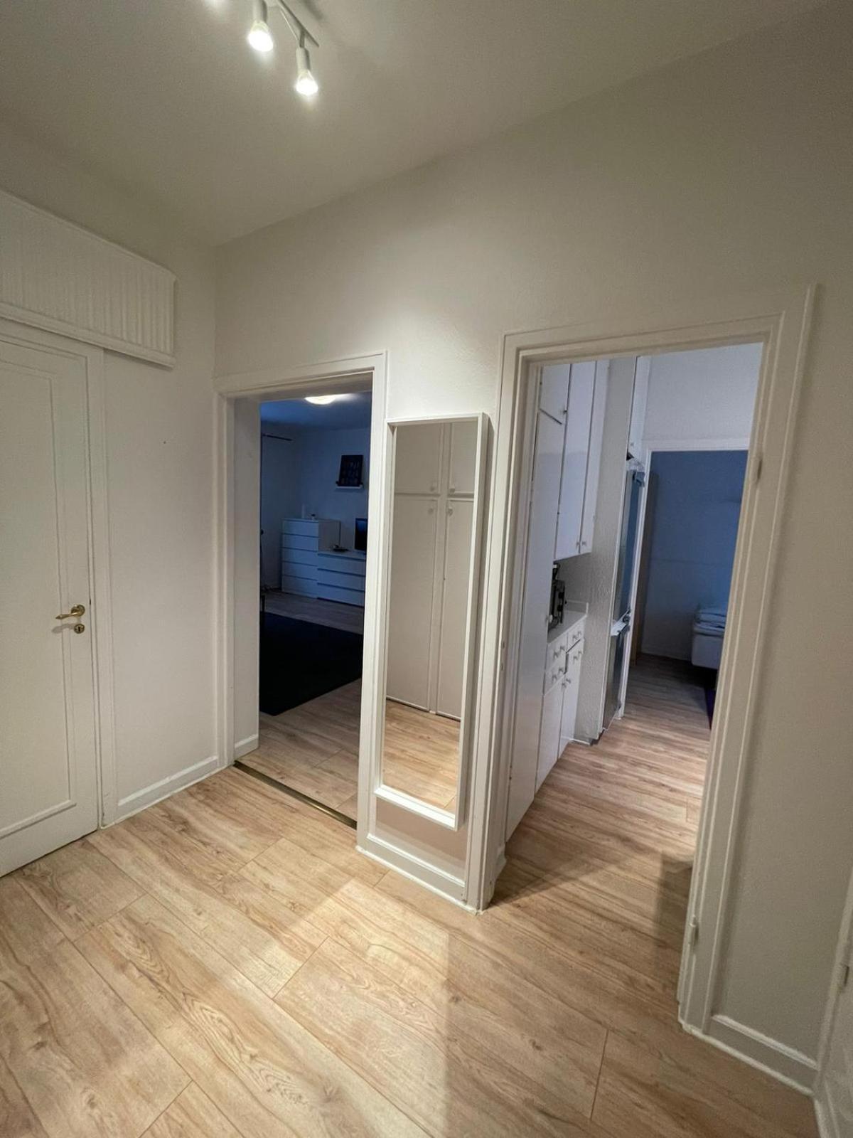 Apartmán Flatin Erbjuder Laegenheter I Soedra Stockholm Exteriér fotografie