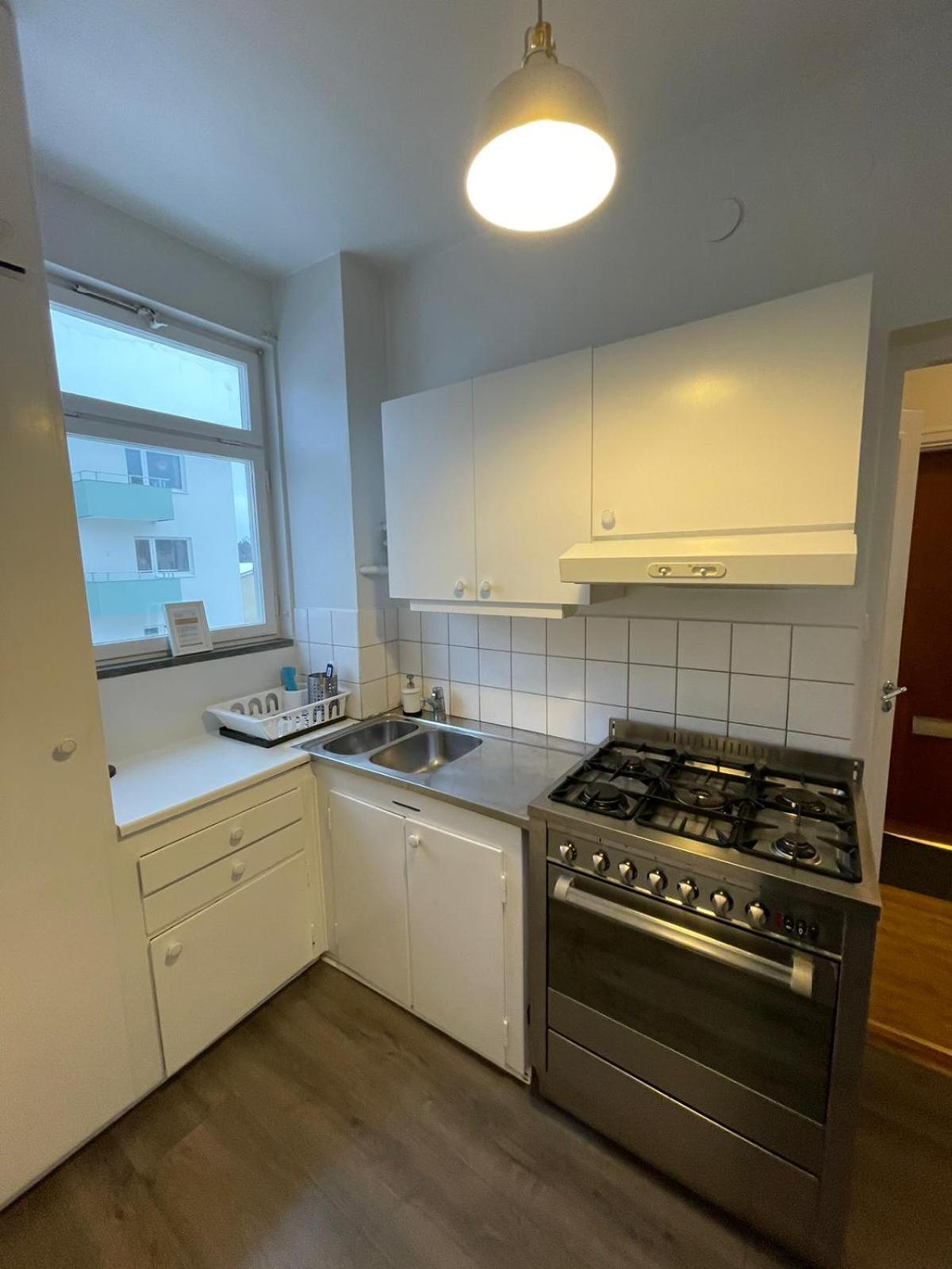 Apartmán Flatin Erbjuder Laegenheter I Soedra Stockholm Exteriér fotografie