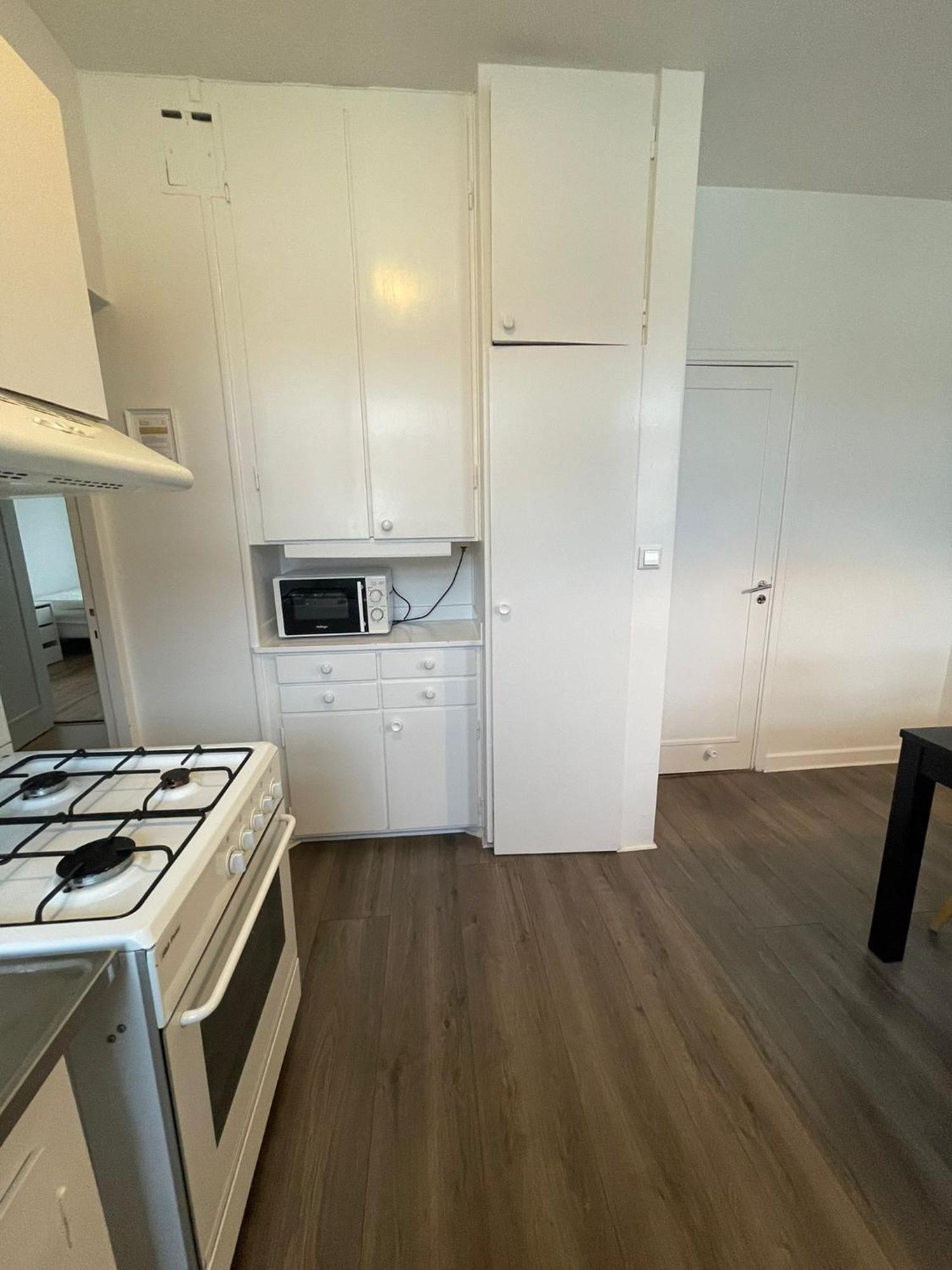 Apartmán Flatin Erbjuder Laegenheter I Soedra Stockholm Exteriér fotografie