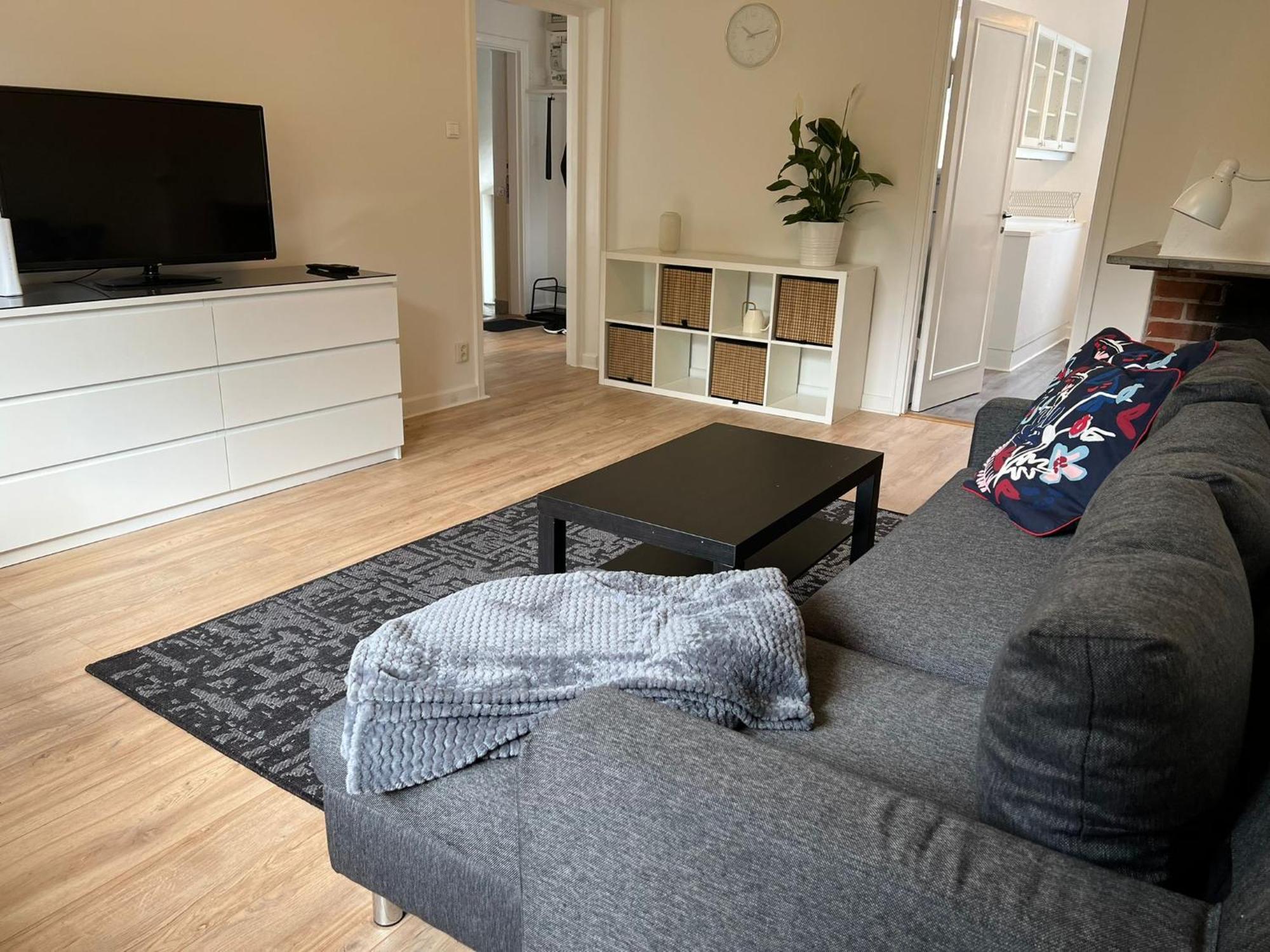 Apartmán Flatin Erbjuder Laegenheter I Soedra Stockholm Exteriér fotografie