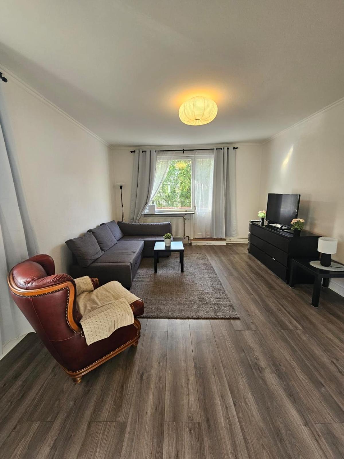 Apartmán Flatin Erbjuder Laegenheter I Soedra Stockholm Exteriér fotografie