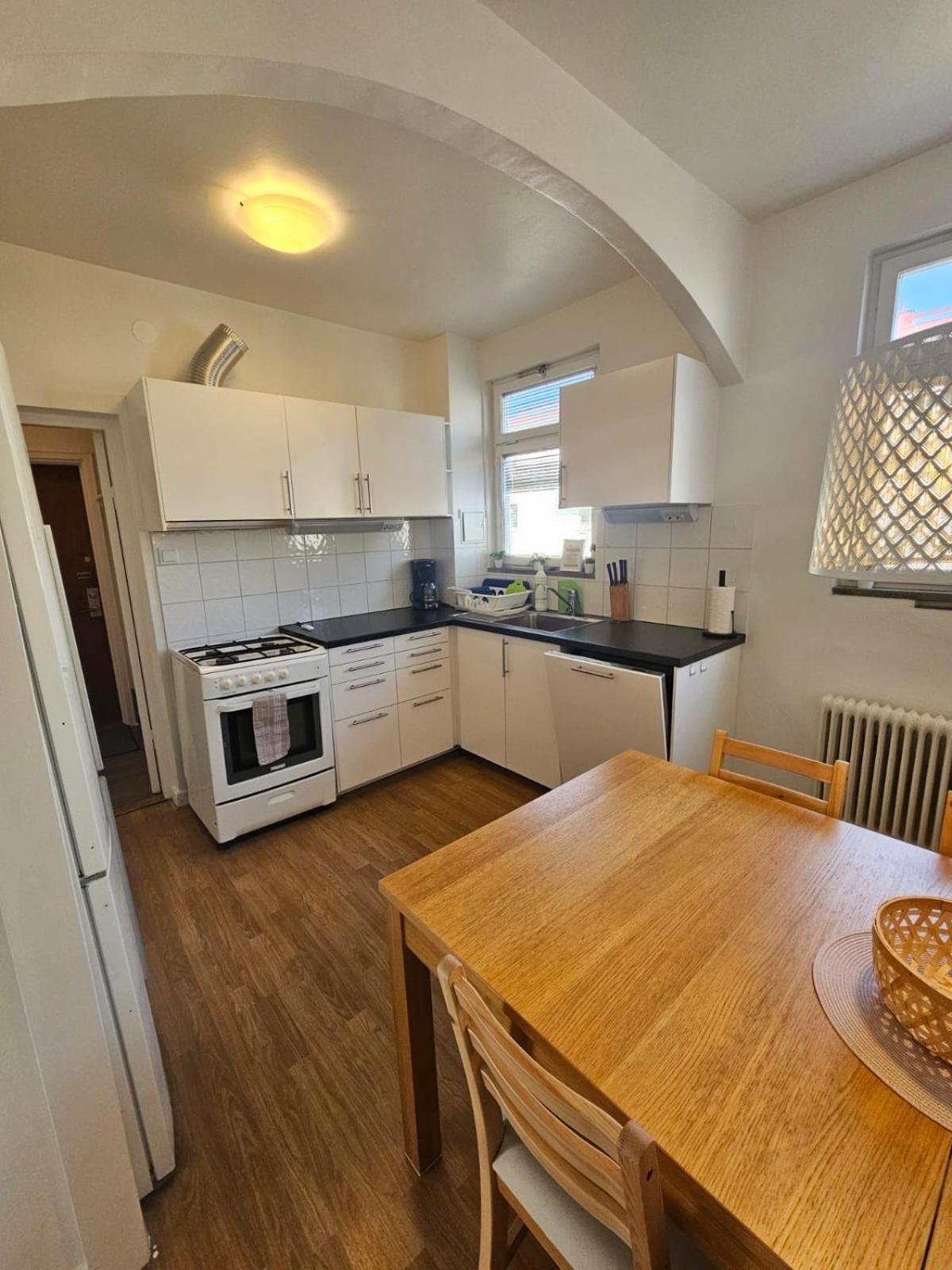 Apartmán Flatin Erbjuder Laegenheter I Soedra Stockholm Exteriér fotografie